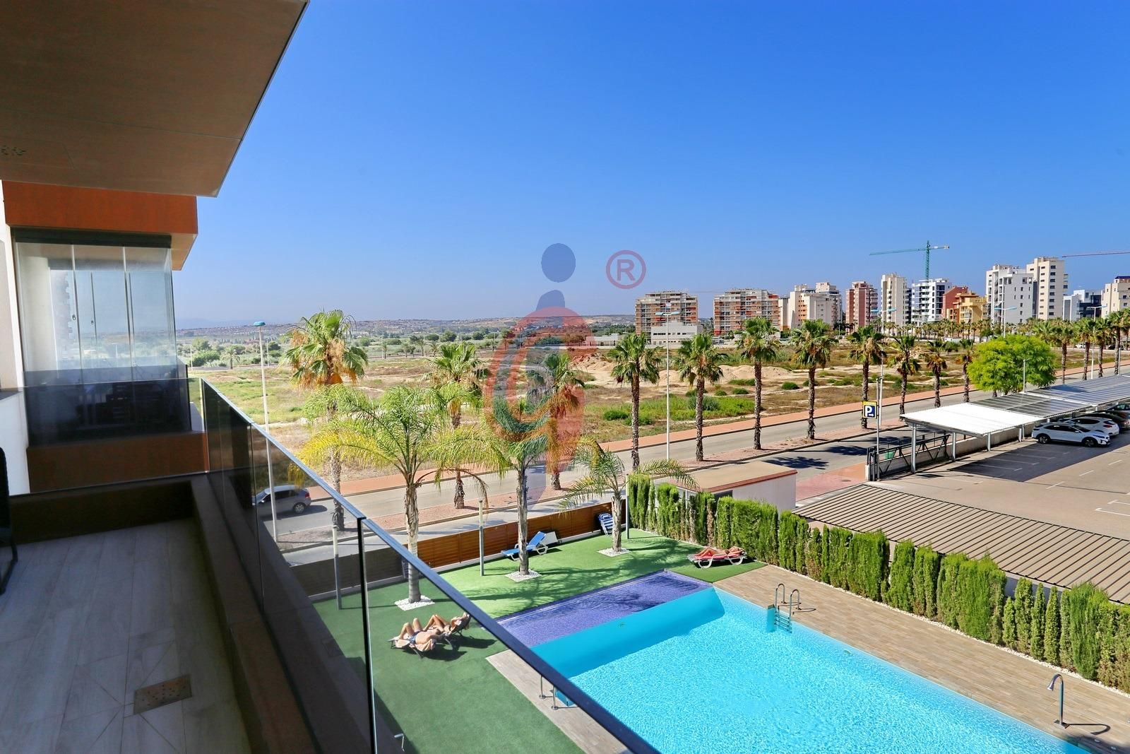 Vista exterior de Apartament en venda en Guardamar del Segura amb Aire condicionat, Calefacció i Jardí privat