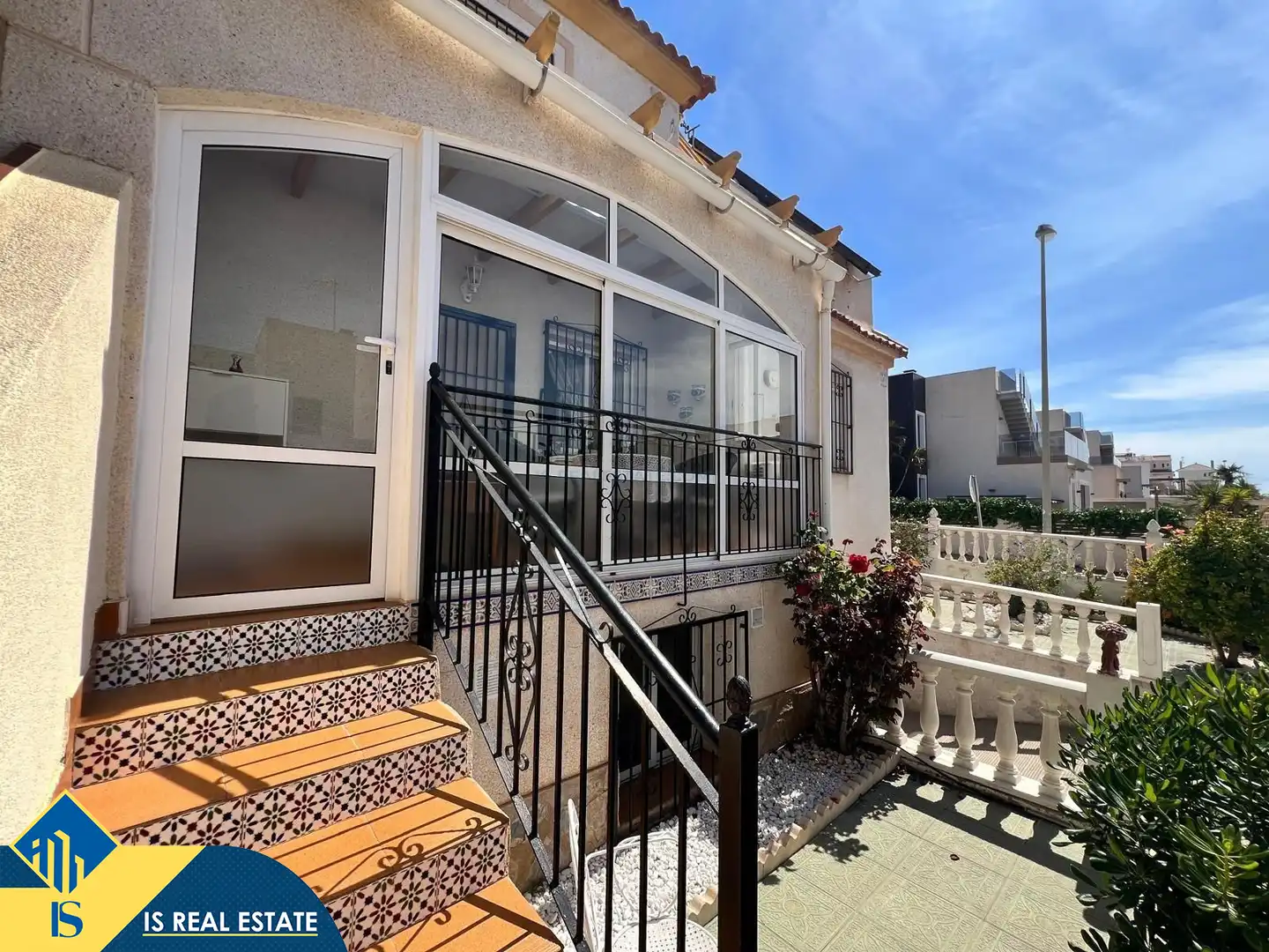 Xalet amb piscina en venda a Nueva Torrevieja - Aguas Nuevas