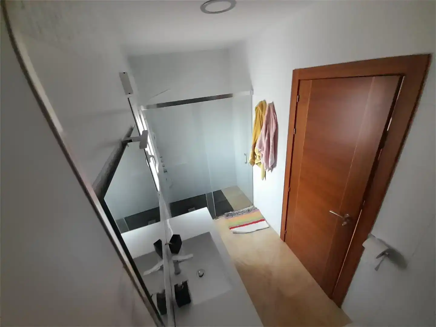 Baño de Piso en venta en Castillo de Locubín con Aire acondicionado, Amueblado y Lavadora