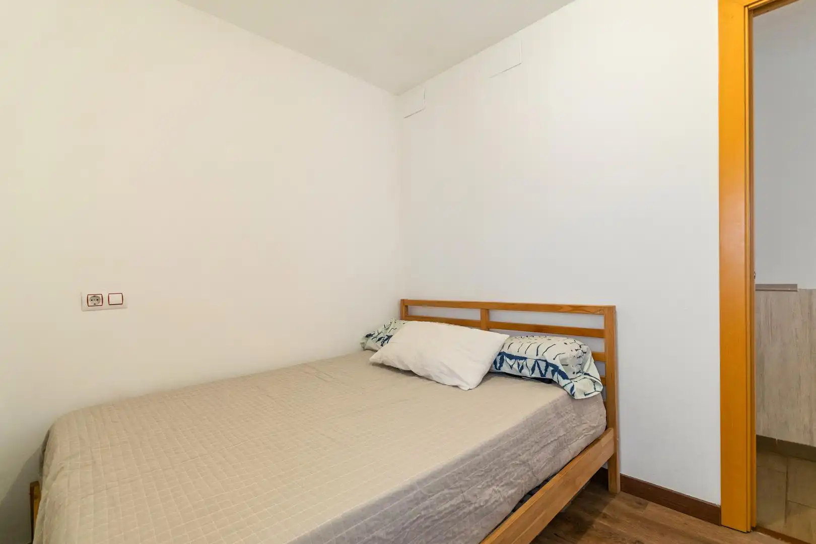 Schlafzimmer von Wohnung zum Verkauf in Barcelona mit Klimaanlage, Heizung und Terrasse