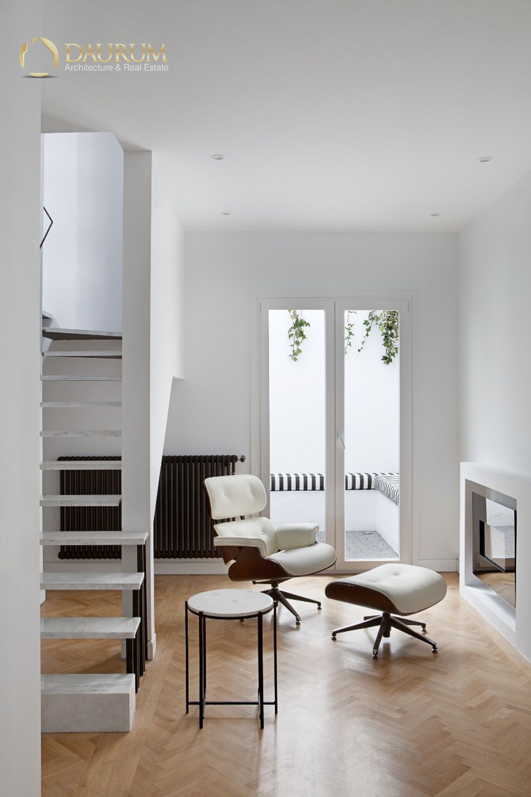 Balcony of Single-family semi-detached for sale in  Madrid Capital  with Heating, Private garden and Terrace
