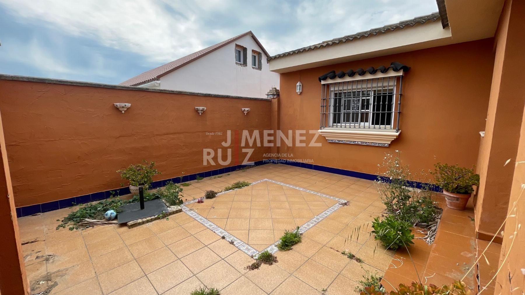 Garden of House or chalet for sale in El Puerto de Santa María  with Terrace and Storage room