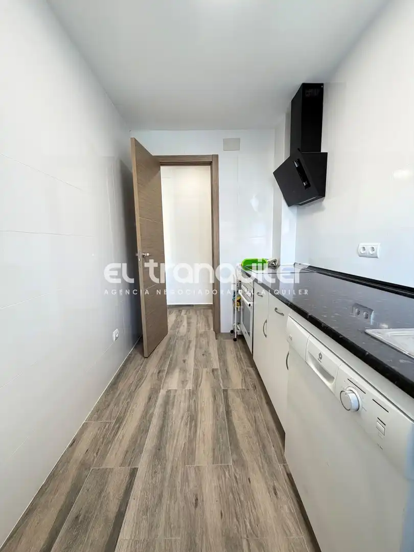 Küche von Wohnung zur Miete in Madrid mit Klimaanlage, Möbliert und Waschmaschine