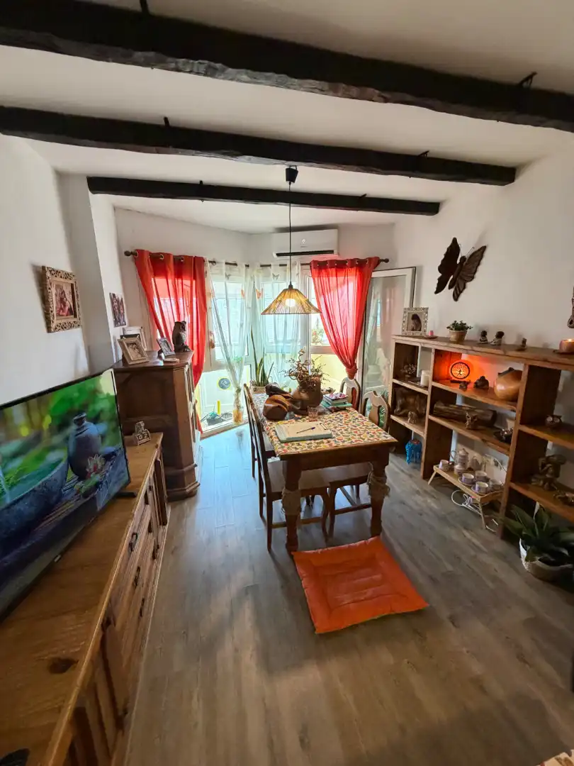 Comedor de Piso en venta en La Línea de la Concepción con Aire acondicionado, Terraza y Amueblado