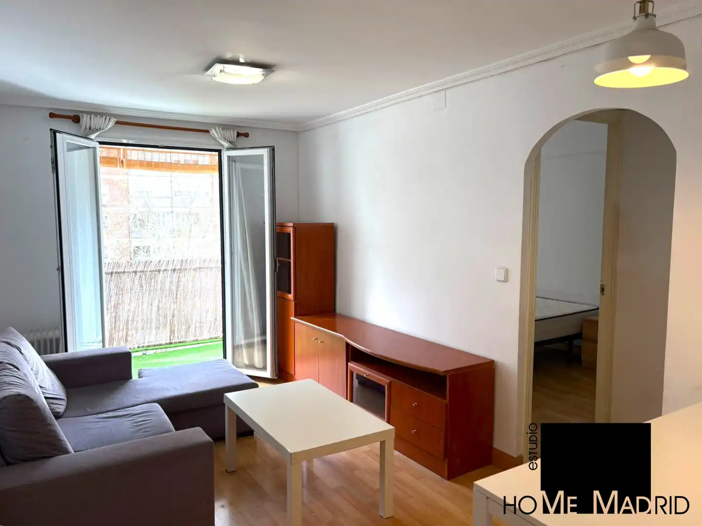 Dormitori de Pis en venda en  Madrid Capital amb Parquet, Terrassa i Moblat