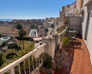 Vista exterior de Àtic en venda en Roquetas de Mar amb Aire condicionat i Piscina