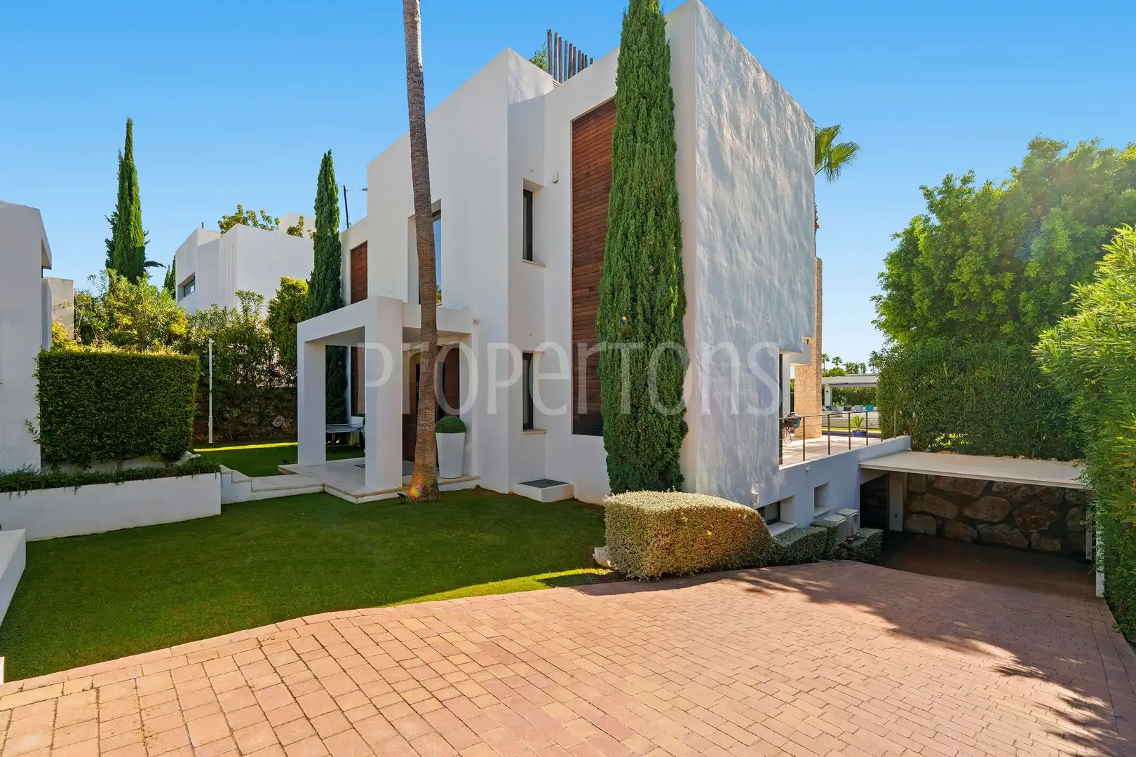 Vista exterior de Casa o chalet en venta en Marbella
