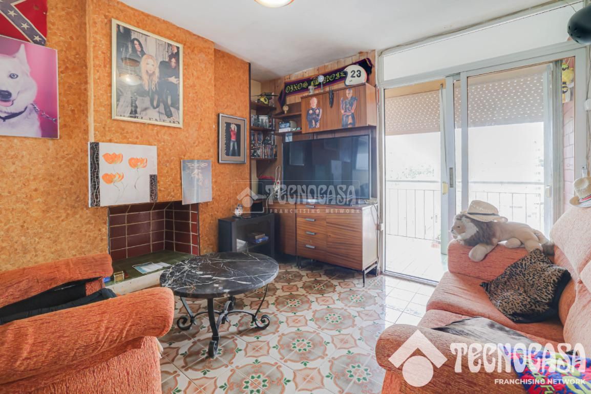 Living room of Flat for sale in  Barcelona Capital  with Heating and Balcony