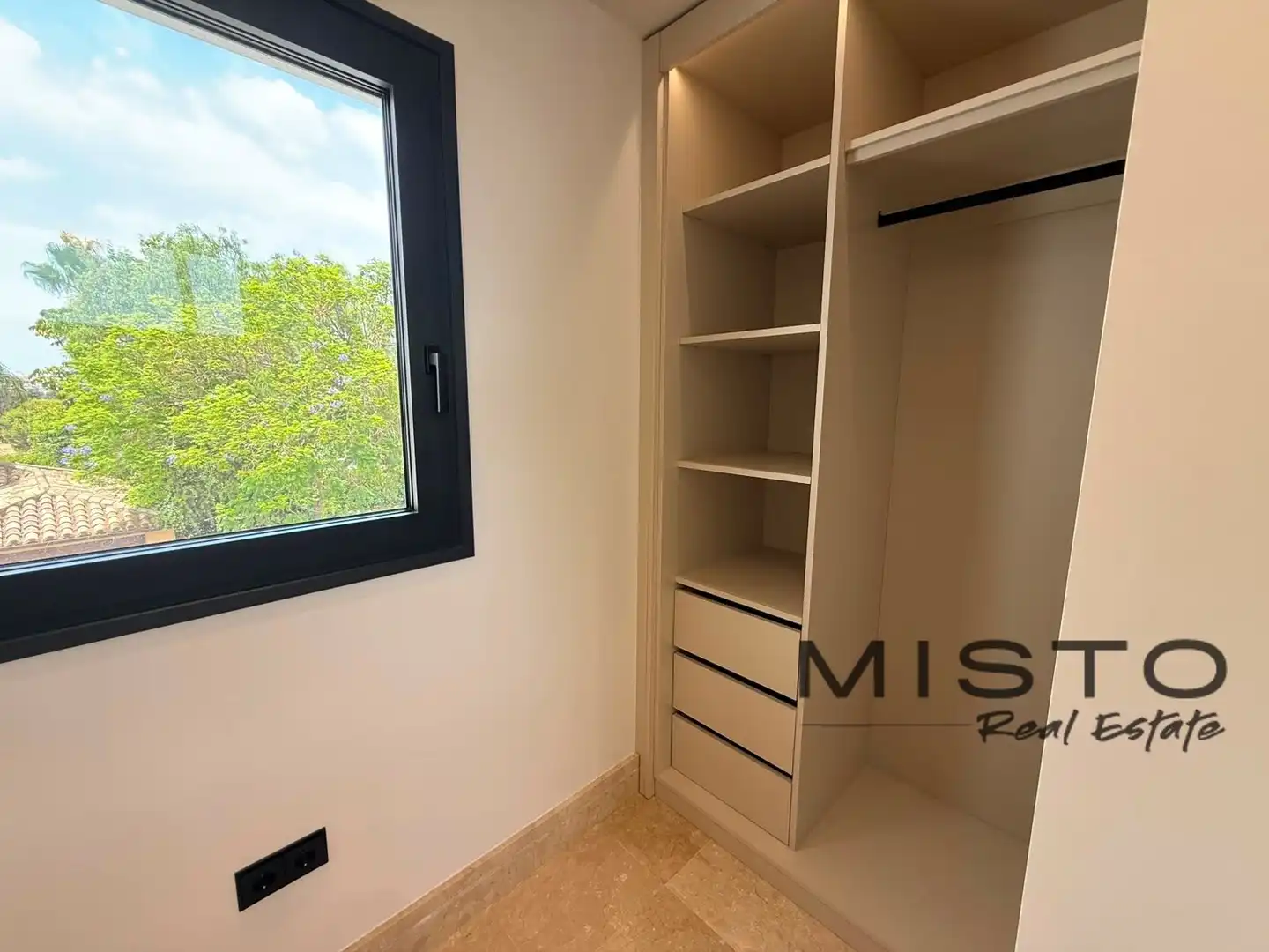 Bedroom of Houses for rent in Nueva Andalucía