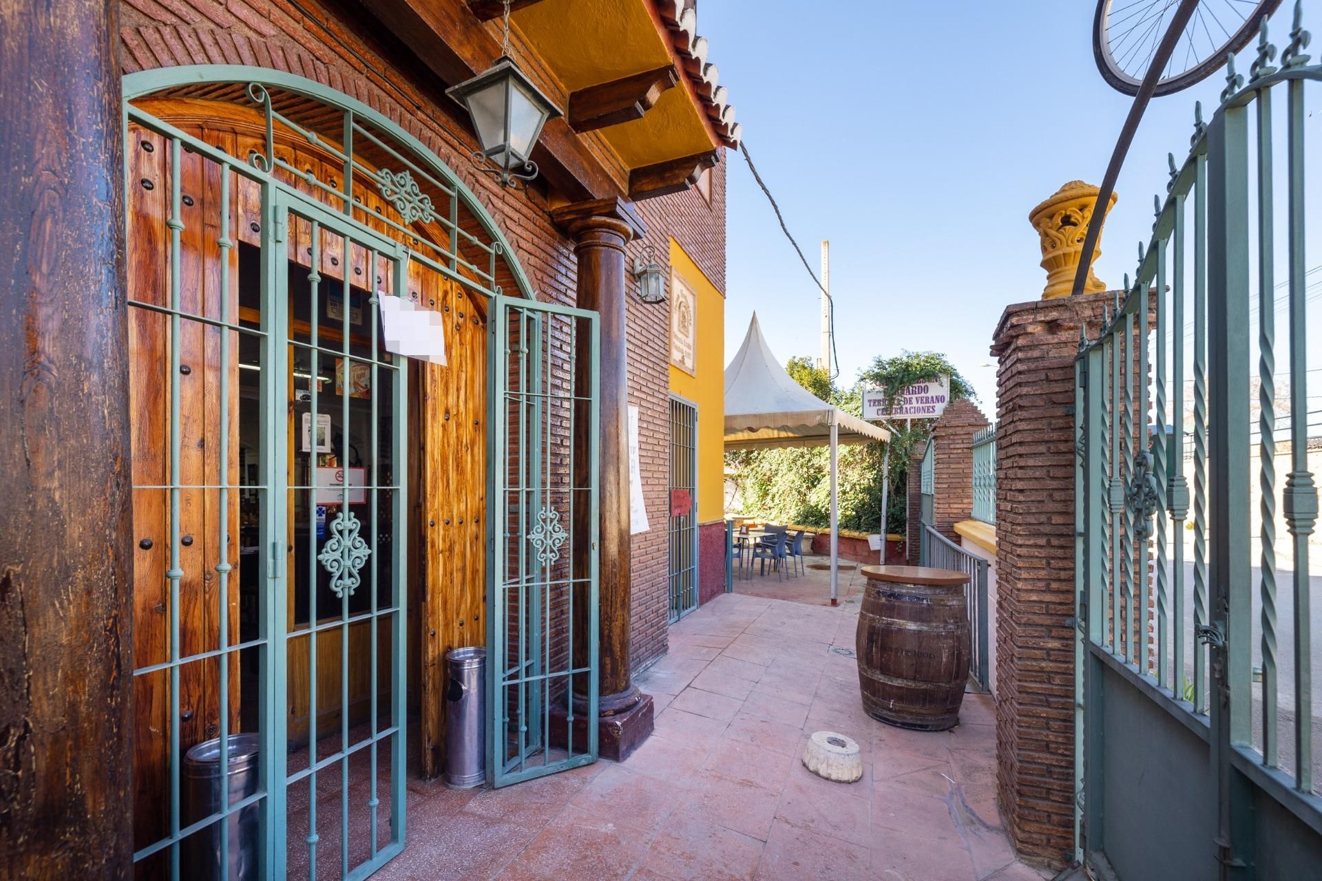 Vista exterior de Edifici en venda en Ventas de Huelma