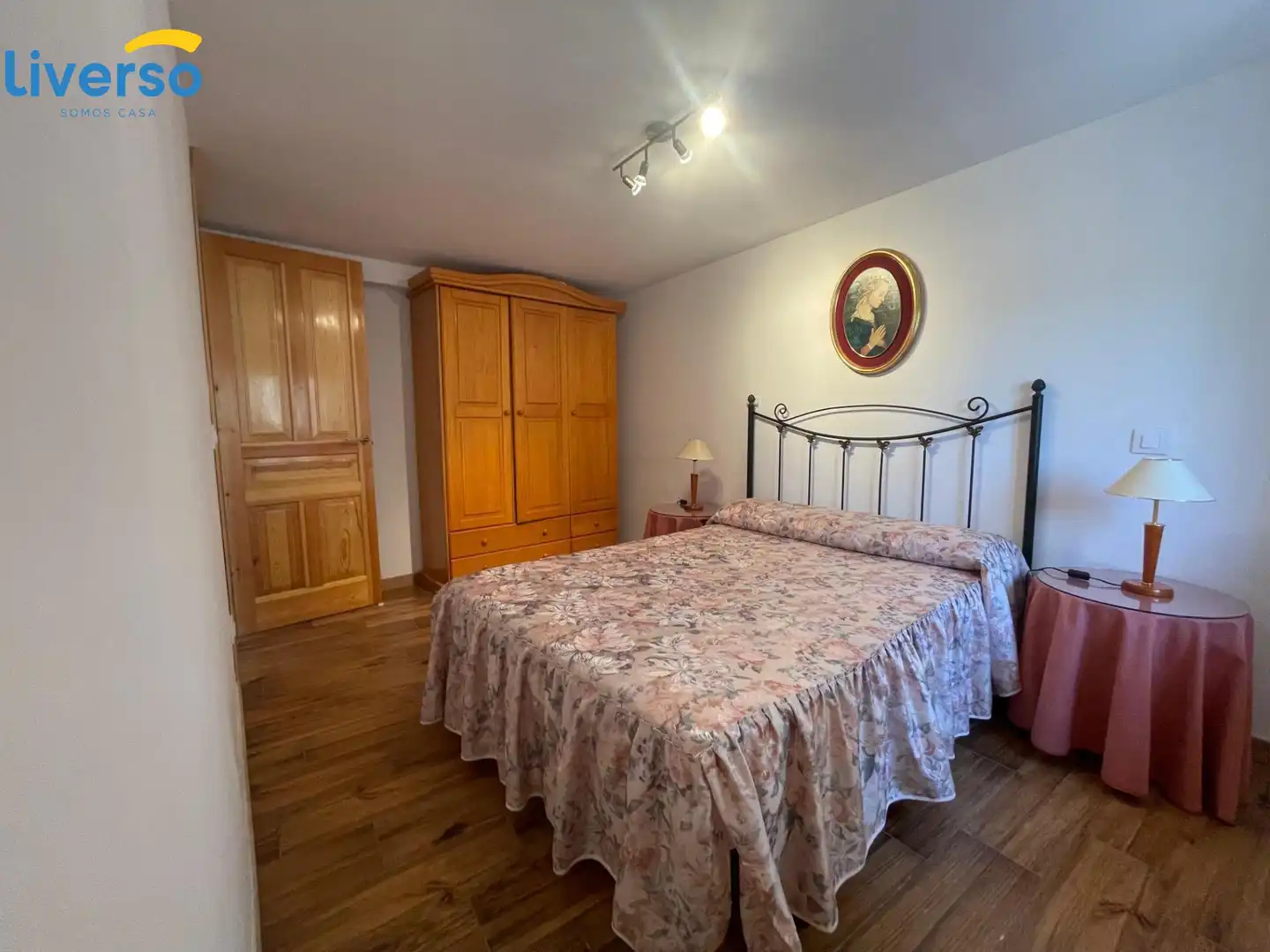 Dormitori de Finca rústica en venda en Moral de Hornuez amb Terrassa, Traster i Moblat