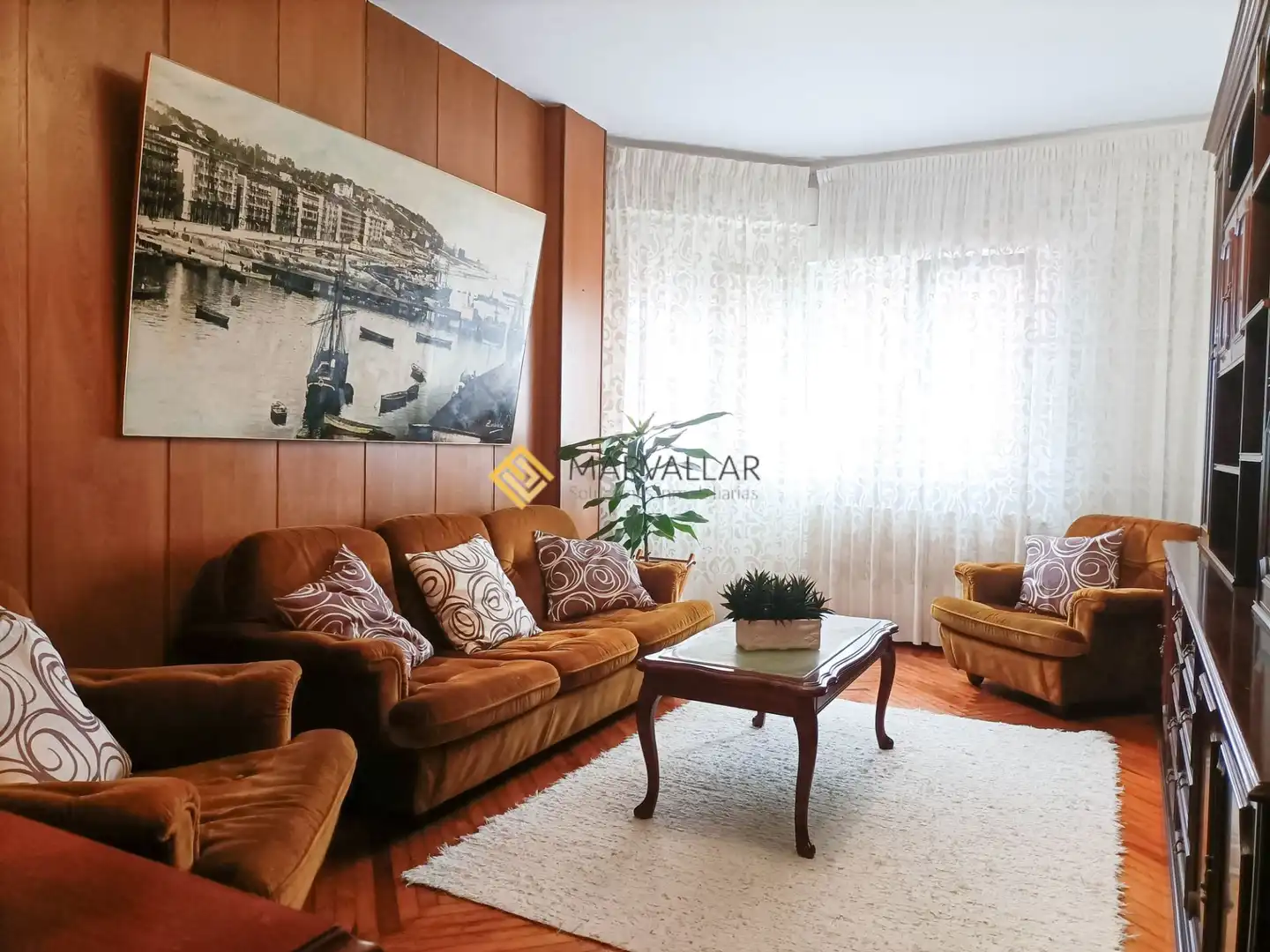Appartement avec ascenseur à louer à Cuatro Caminos