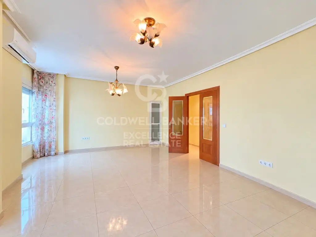 Sala de estar de Piso en venta en Valencia con Aire acondicionado, Terraza y Amueblado