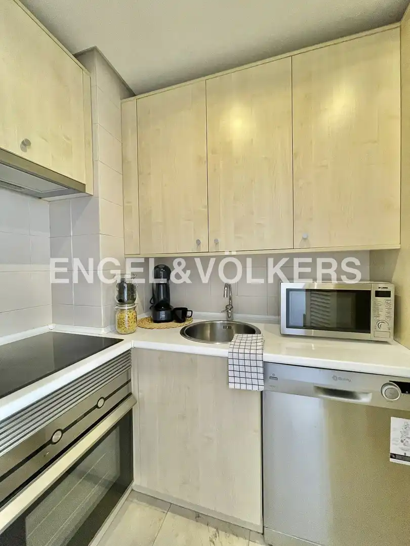 Cocina de Piso de alquiler en Madrid con Aire acondicionado, Calefacción y Trastero