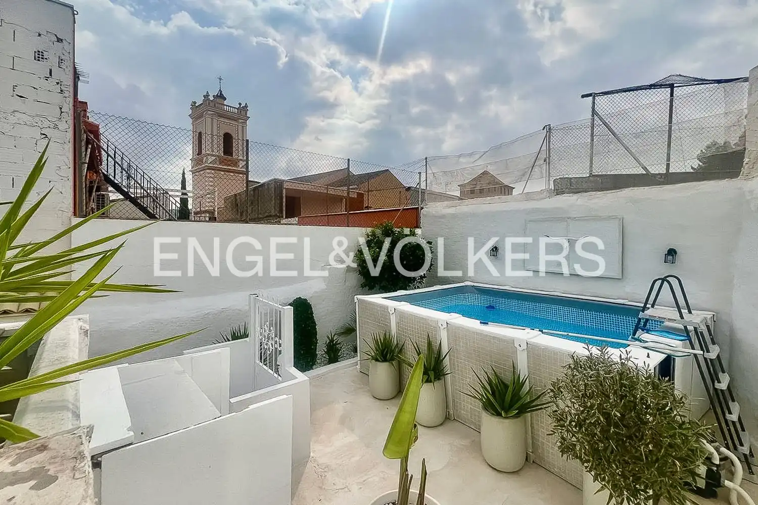 Terrassa de Casa adosada en venda en Gilet amb Calefacció, Terrassa i Piscina