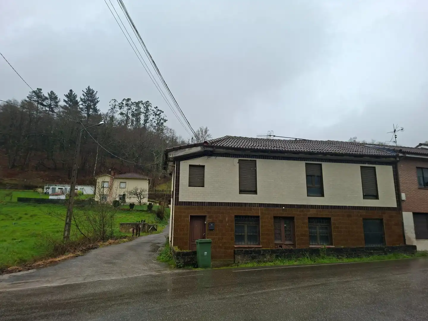 Vista exterior de Casa adosada en venda en Siero
