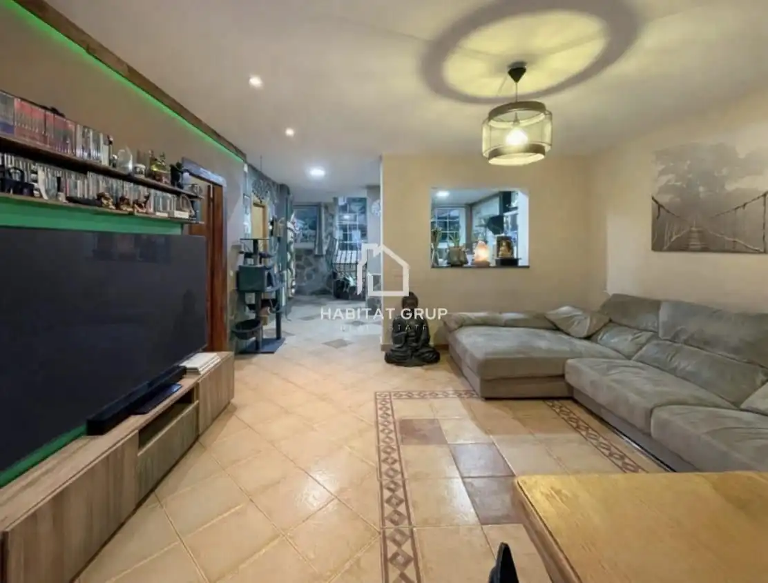 Wohnung zum Verkauf in Manresa mit Privatgarten und Terrasse
