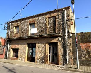 Vista exterior de Casa o xalet en venda en Vilamacolum amb Terrassa