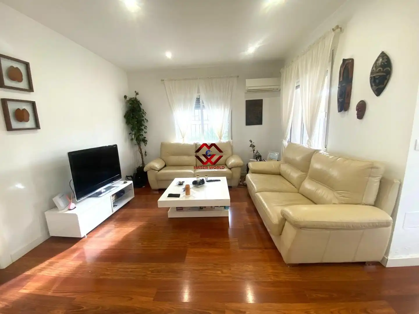 Sala d'estar de Casa o xalet en venda en San Javier amb Aire condicionat, Calefacció i Jardí privat