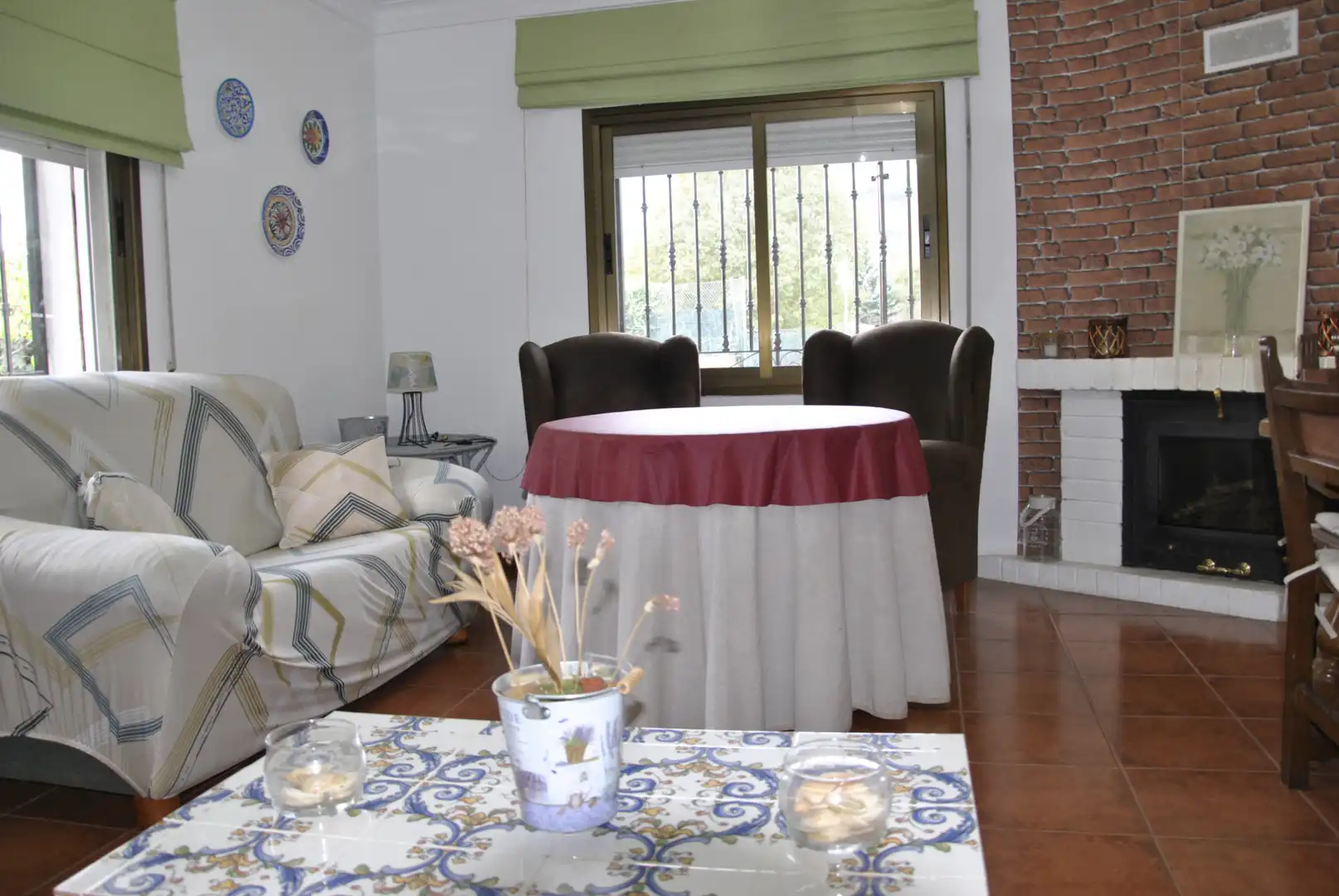 Living room of Houses for sale in Casas del Castañar  with Heating, Private garden and Terrace