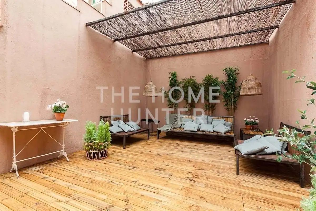 Terrasse von Wohnung zum Verkauf in Barcelona mit Heizung, Privatgarten und Terrasse