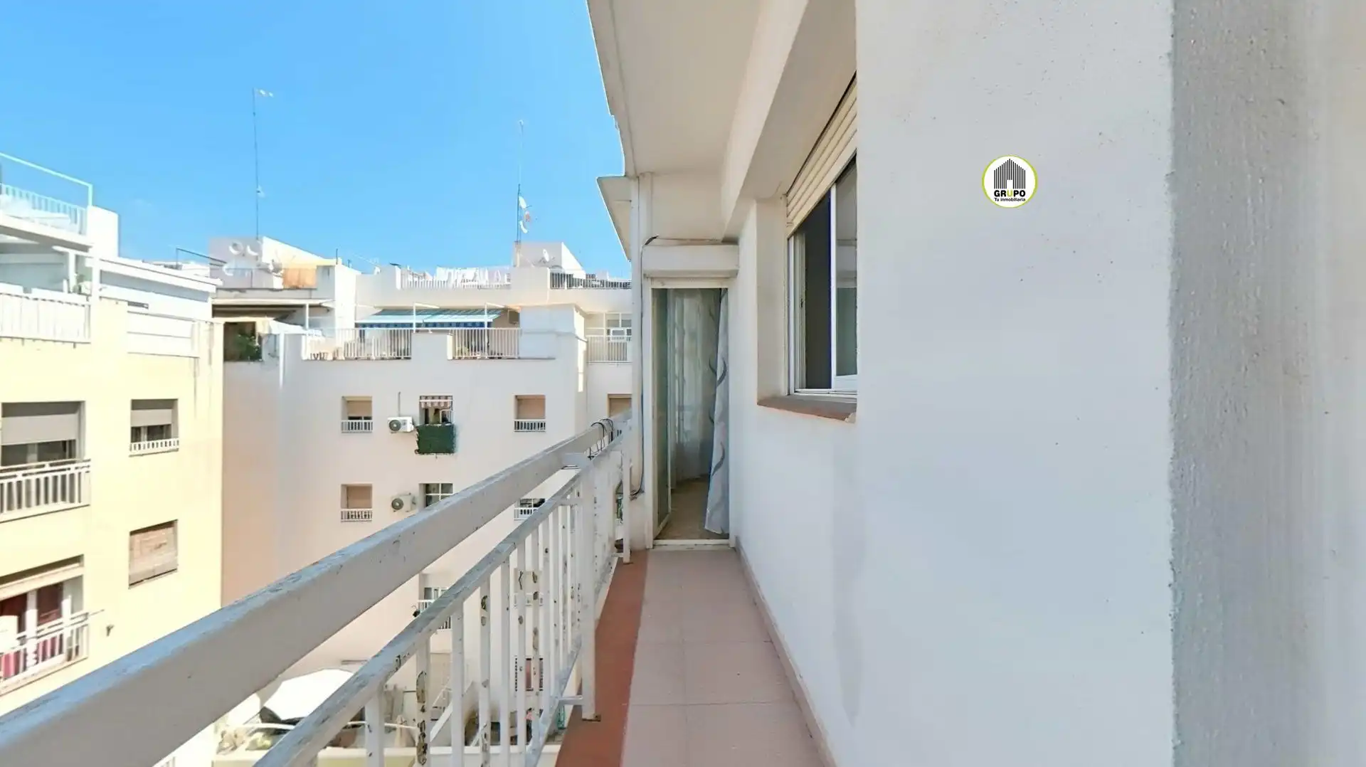 Terrasse von Wohnung zum Verkauf in Esplugues de Llobregat mit Klimaanlage, Heizung und Balkon