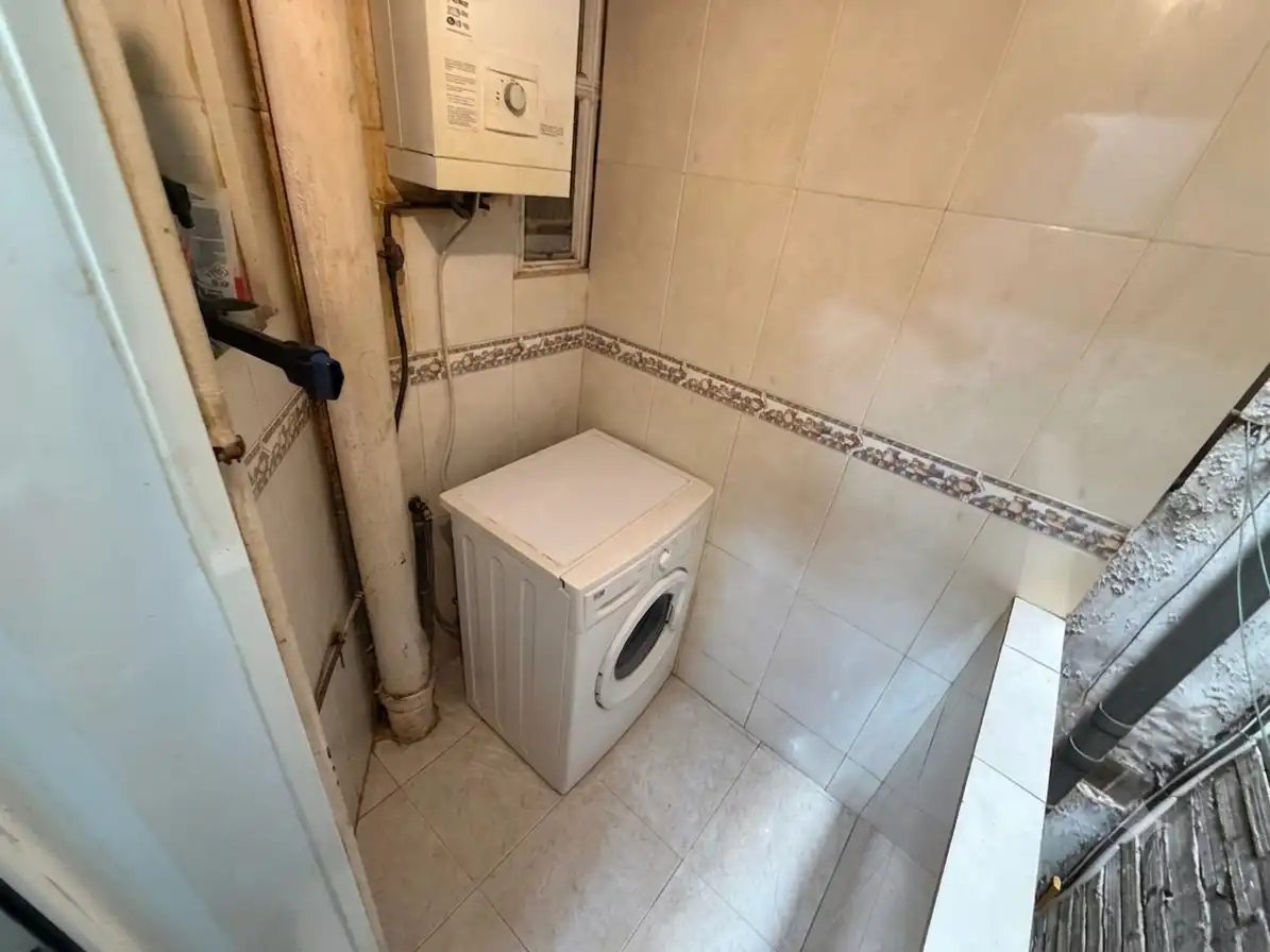 Wohnung zum Verkauf in Cornellà de Llobregat mit Alarm