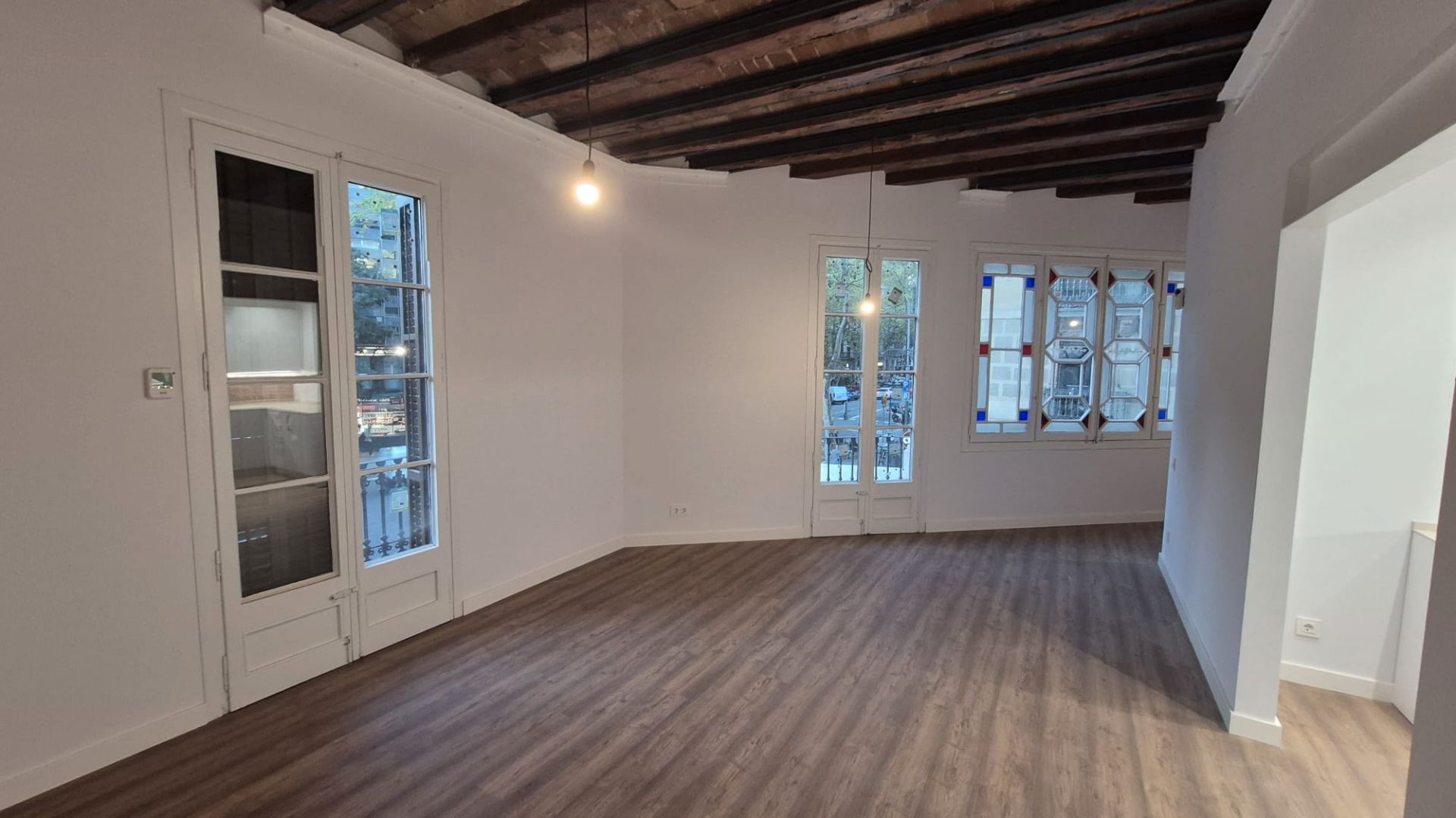 Living room of Flat to rent in  Barcelona Capital  with Air Conditioner, Heating and Balcony