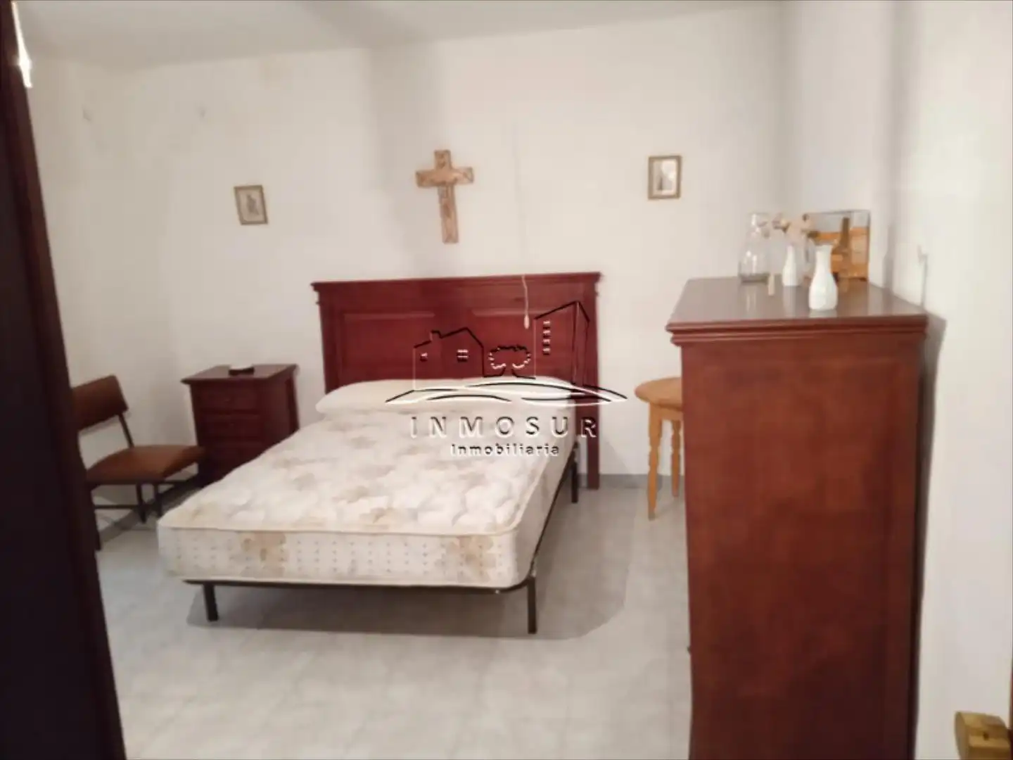 Dormitori de Casa o xalet en venda en Lucena amb Piscina