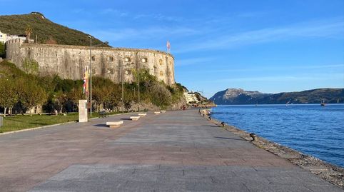 Foto 4 de Piso en venta en Calle Marqués del Robrero, Santoña, Cantabria