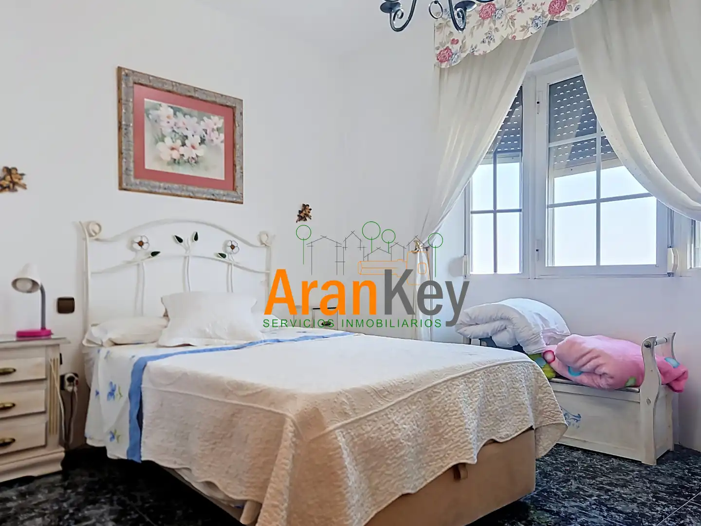 Bedroom of Houses for sale in Aranjuez  with Air Conditioner, Private garden and Terrace