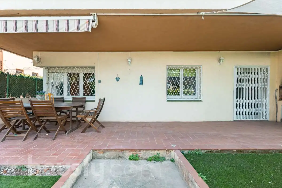 Jardín de Planta baja en venta en Cunit con Aire acondicionado, Jardín privado y Trastero