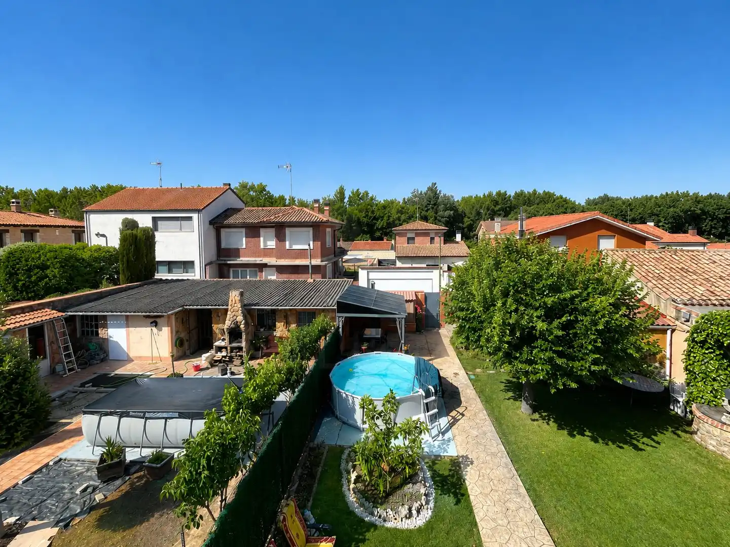 Piscina de Casa o chalet en venta en Burgos con Calefacción