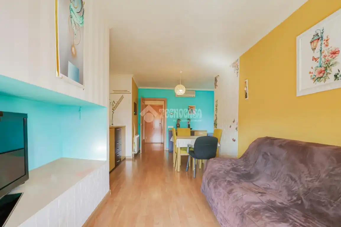 Sala de estar de Piso en venta en Sant Feliu de Llobregat con Aire acondicionado y Balcón