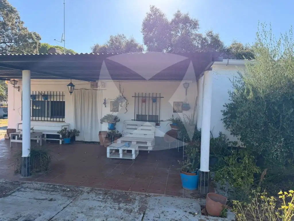 Vista exterior de Residencial en venda en Badajoz