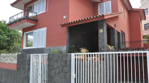 Photo 2 of Houses for rent in Avenida de Benito Pérez Armas, 41, Los Gladiolos, Santa Cruz de Tenerife Capital
