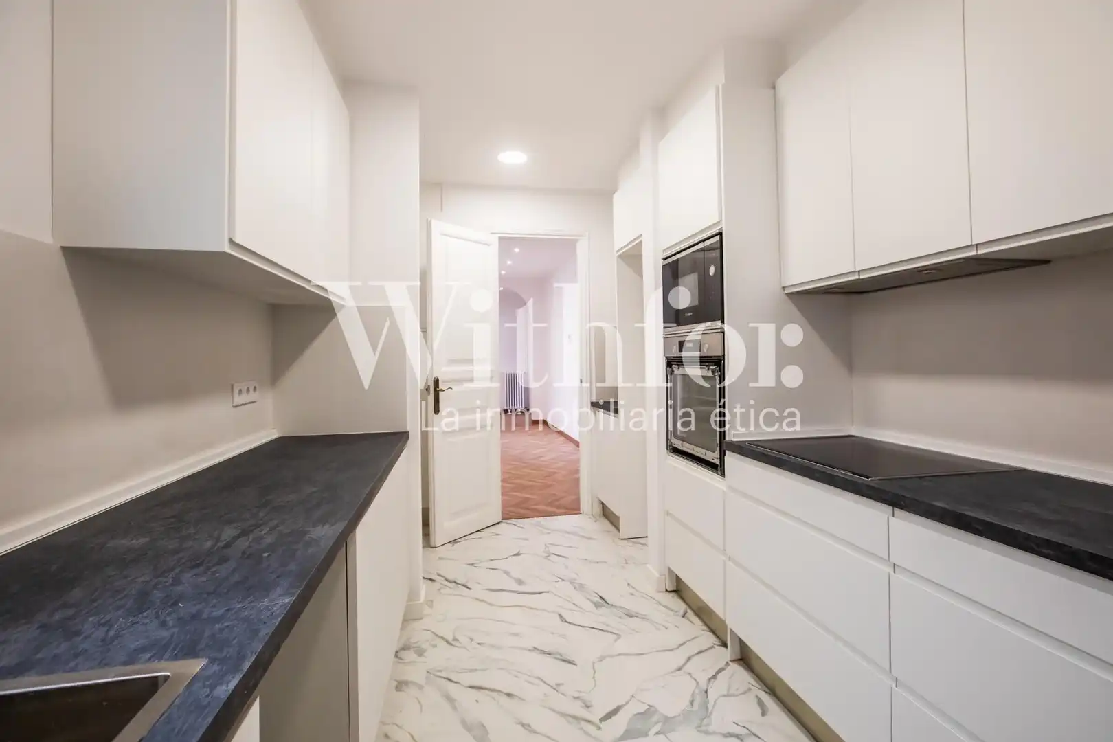Cocina de Piso de alquiler en Barcelona con Aire acondicionado, Calefacción y Parquet