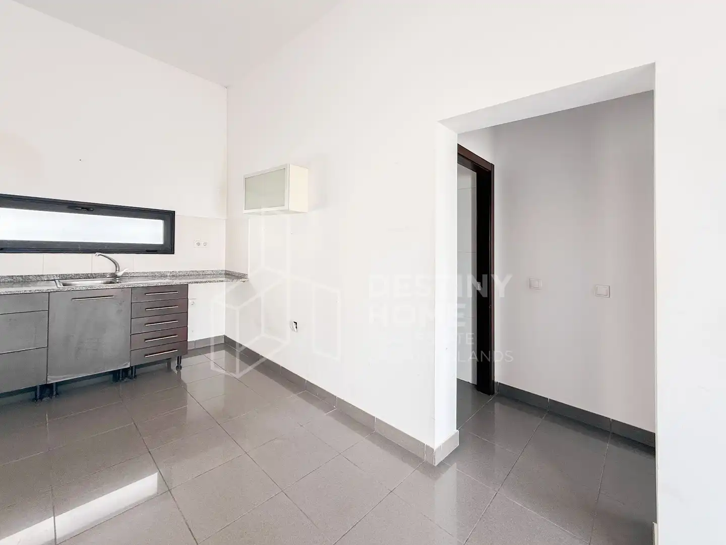 Villa con giardino in vendita a Majanicho, imagen 14
