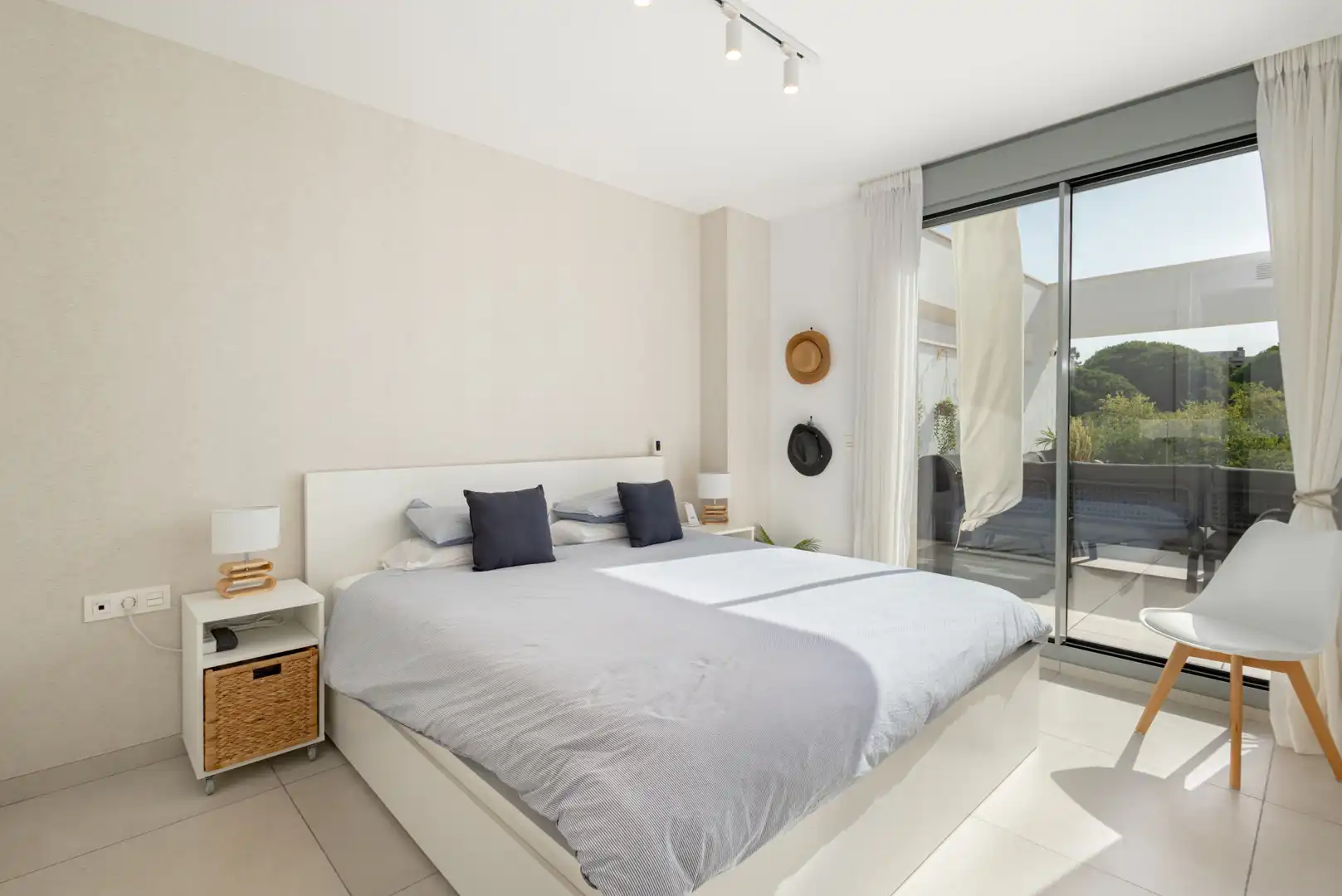Bedroom of Attic for sale in Marbella  with Air Conditioner, Heating and Terrace