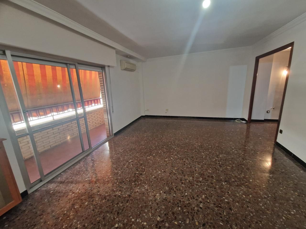 Vista exterior de Pis en venda en  Tarragona Capital amb Terrassa