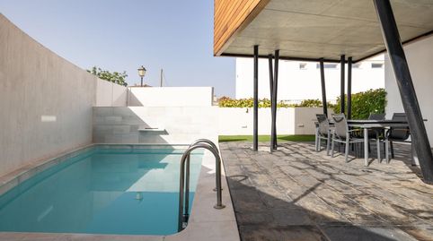 Foto 2 de Casa adosada en venta en Avenida Avenida de Loaysa, 6, Huétor Vega, Granada