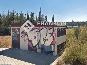 Industrial land for sale in Carrer la Flora Fou 9