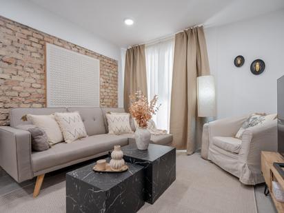 Living room of Flat for sale in  Granada Capital  with Air Conditioner