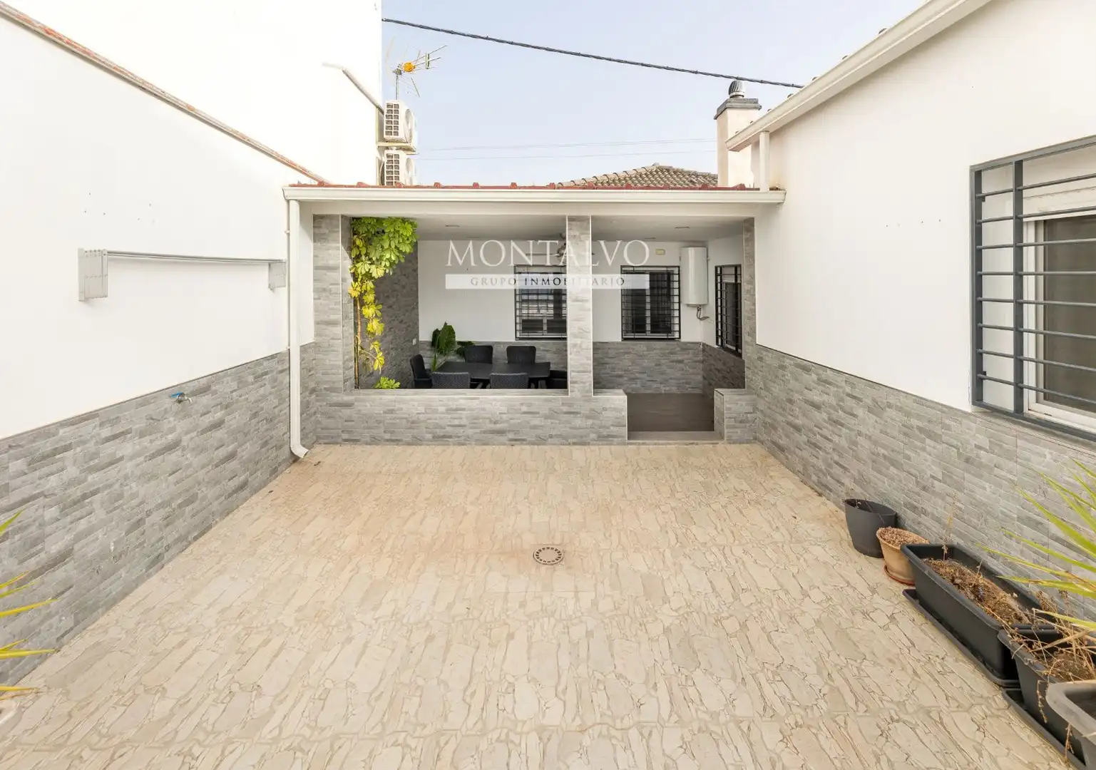 Terrassa de Casa o xalet en venda en Pinos Puente amb Aire condicionat, Calefacció i Terrassa