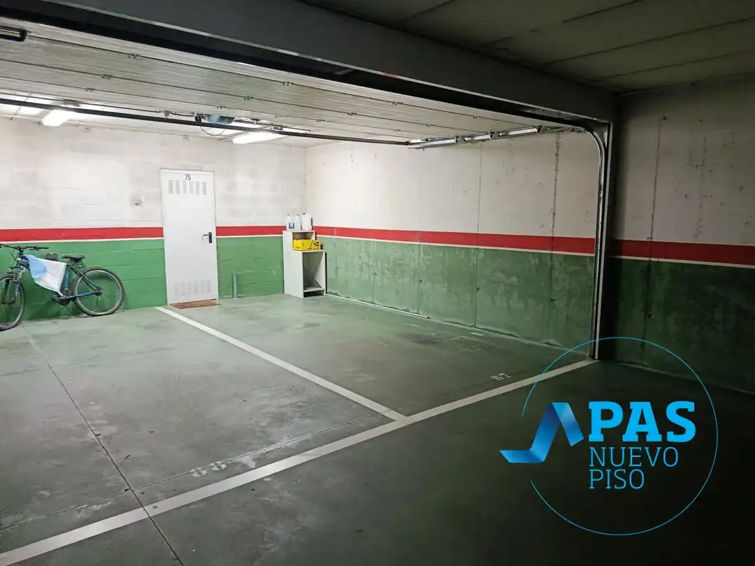 Aparcament de Garatge en venda en Santander