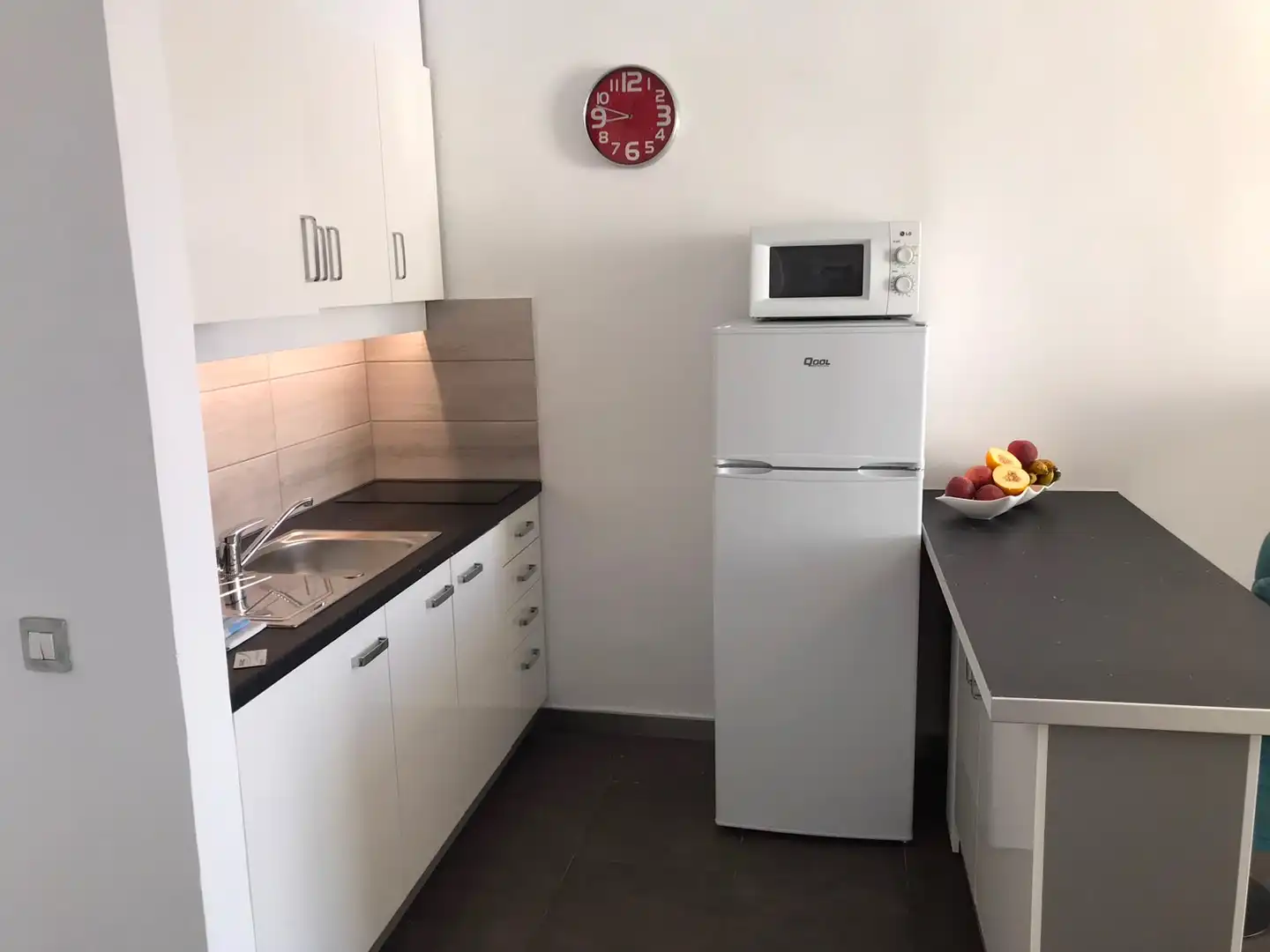 Cocina de Apartamento de alquiler en Adeje con Terraza, Amueblado y Lavadora