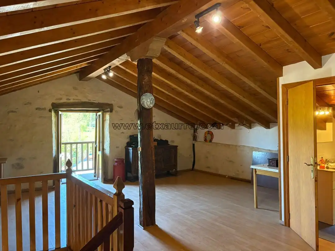 Country house zum Verkauf in Ayala / Aiara mit Heizung
