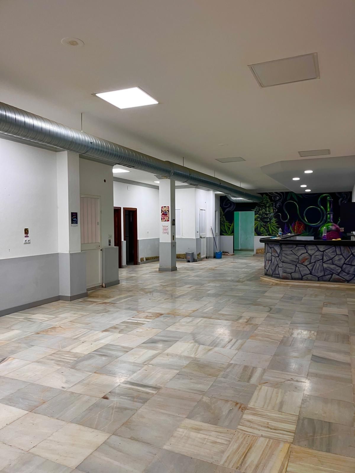 Geschaftsraum zum verkauf in Moguer