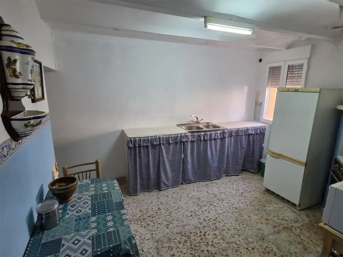 Kitchen of Houses for sale in Mahora  with Private garden and Furnished