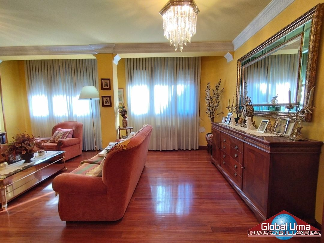 Living room of Flat for sale in Barakaldo   with Heating and Furnished